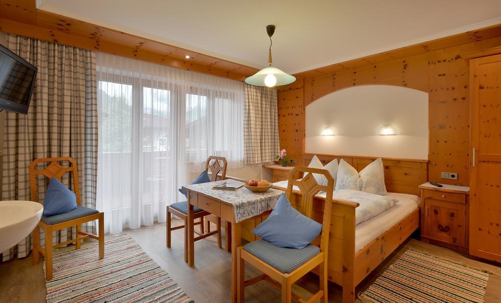 Haus Bergfriede Hotell Mayrhofen Eksteriør bilde