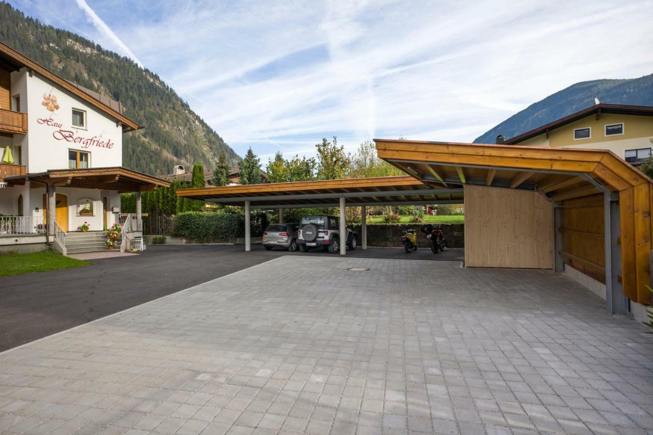 Haus Bergfriede Hotell Mayrhofen Eksteriør bilde